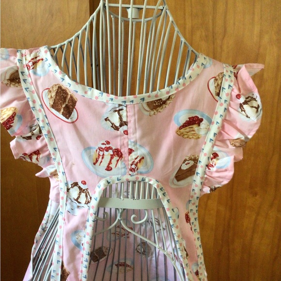 Vintage style apron - Picture 3 of 6